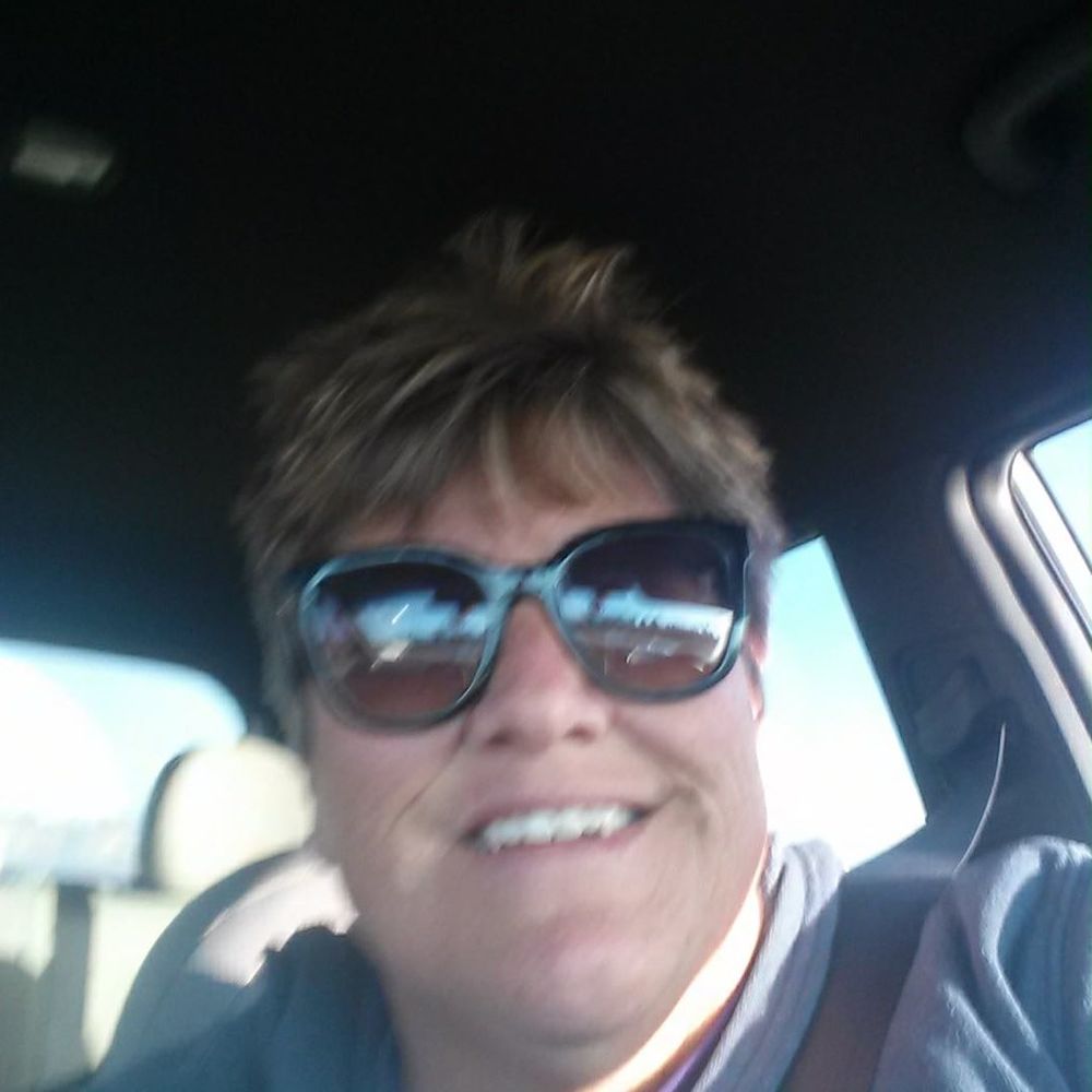 Meet your Posher, Stacy